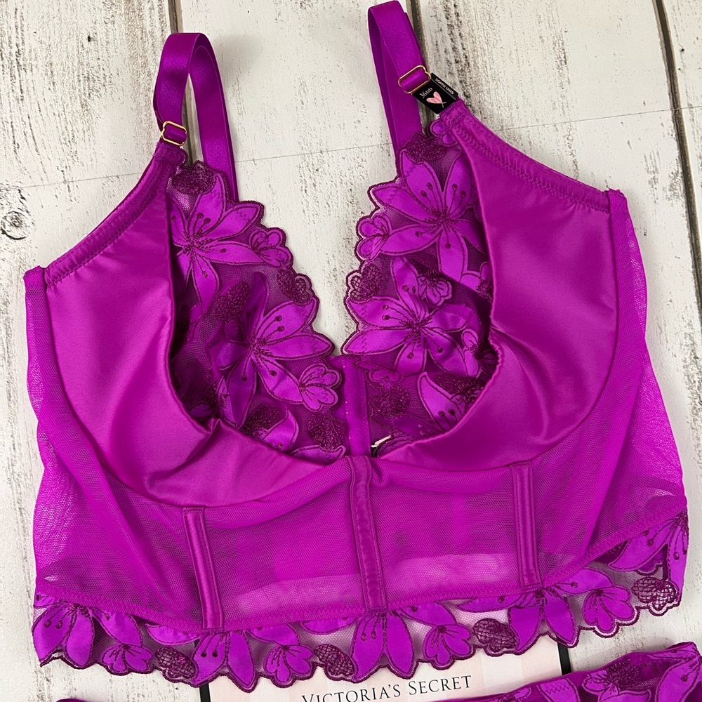 36DD/M VS Very Sexy Ziggy Glam Flower Lightly Lined Quarter Cup Bustier & Thong - Picture 6 of 14